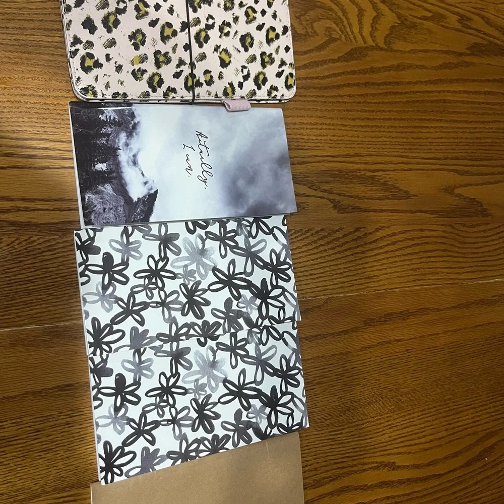 Stylish Planner Set with Floral and Leopard Prints